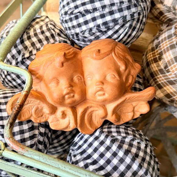Vintage Terracotta Angel Babies - Picture 8 of 11